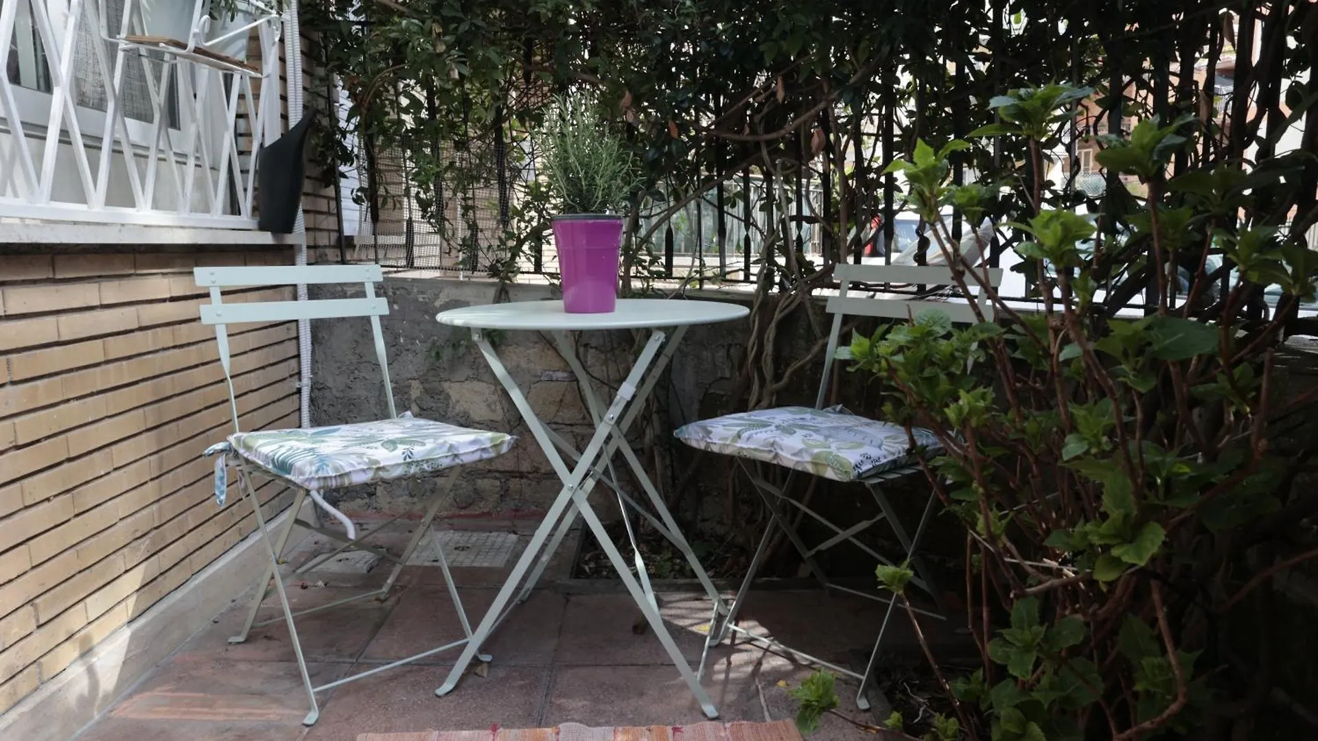 Luminoso E Accogliente Appartamento Con Giardino - Battistini Rome 0*,